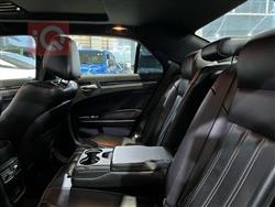 کرایسلەر 300